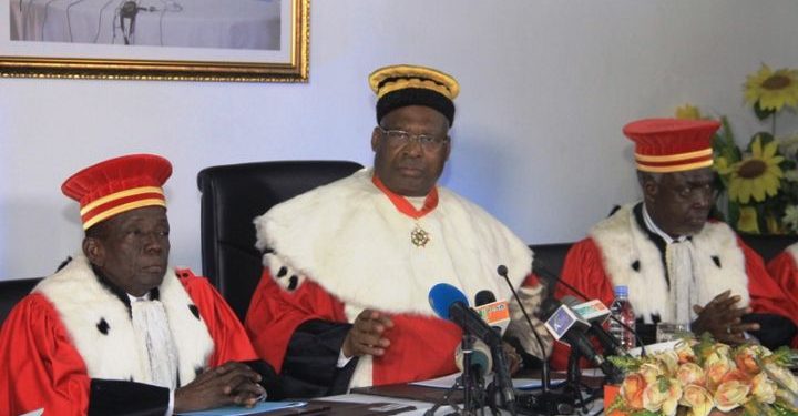 Côte d&rsquo;Ivoire: L&rsquo;UE dit être « attachée » à la justice internationale