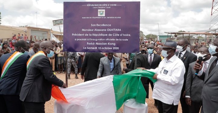 Infrastructures routières : Ouattara inaugure plusieurs routes dans le nord du pays
