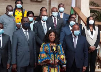 Côted&rsquo;Ivoire: « Les citoyens qui bloquent les rues et qui se saisissent du matériel électoral commettent des actes criminels» ( Cedeao)