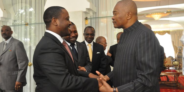 Décès de ATT : Ouattara, Roch, et Soro, rendent hommage à l’ancien président malien