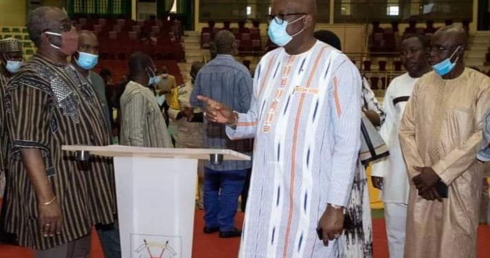 Burkina : Avant son investiture ce 28 décembre, Roch Kaboré inspecte le site