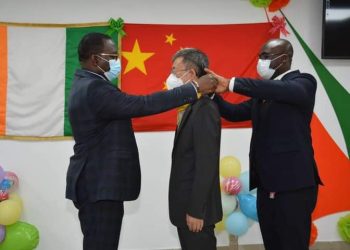 Stade Olympique d&rsquo;Ebimpé: La Chine remet l&rsquo;acte de propriété à la Côte d&rsquo;Ivoire.