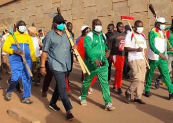 Burkina: Opération « coup de balai » pour l&rsquo;échangeur du Nord à Ouagadougou
