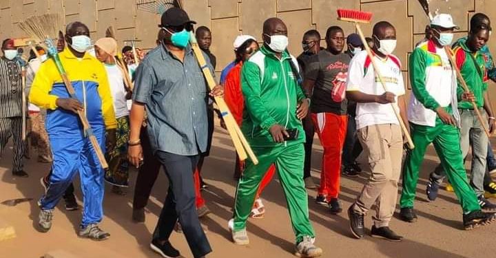 Burkina: Opération « coup de balai » pour l&rsquo;échangeur du Nord à Ouagadougou