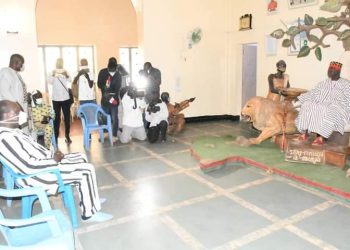 Burkina Faso: Zéphirin Diabré prend « bénédictions et conseils » auprès du Moogho Naaba