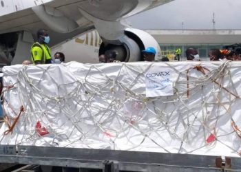 Covid-19 : La Côte d&rsquo;Ivoire réceptionne ses premières doses de vaccin