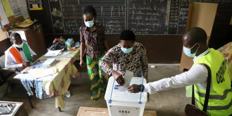 Côte d&rsquo;Ivoire/Legislatives : Ouverture des bureaux de vote pour un scrutin inclusif depuis 26 ans