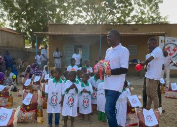 Ramadan/Burkina : Distribution de kits alimentaires au profit des veuves et des orphelins
