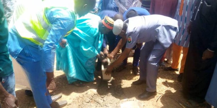 Burkina : Le président de la communauté musulmane de Pouytenga offre une mosquée à la Maco de Koupéla