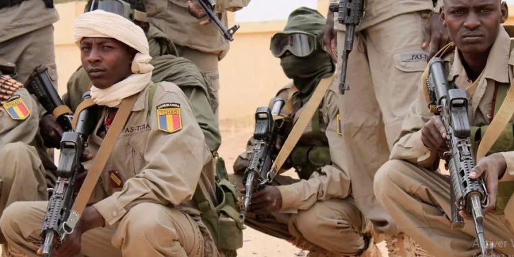 Burkina: Des militaires tchadiens démantèlent un camp d’entrainement et capturent 33 terroristes