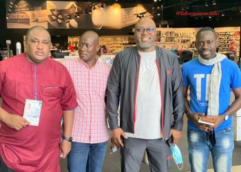 Dédicace du livre de Franck Ettien: Pathé O, Alafé, Lebel, Samba Koné et de nombreux journalistes soutiennent l&rsquo;auteur