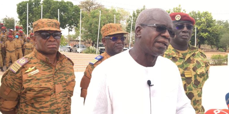 Burkina/Remaniement: Les ministres de la Défense et de la Sécurité remerciés