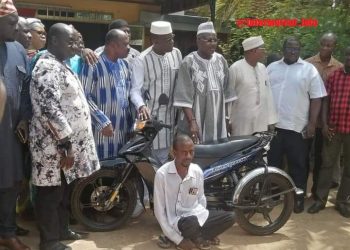 Burkina : Le Cfop fait don d’une moto au handicapé qui a participé à la marche du 3  juillet dernier