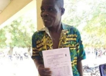 Côte d&rsquo;Ivoire: A 45 ans, il décroche le BAC après 10 échecs successifs