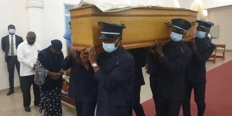 Décédé à Paris: La dépouille de Charles Konan Banny arrivée à Abidjan