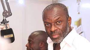 Affaire «Apologie du viol sur NCI» : Yves de M’Bella condamné à 12 mois de prison avec sursis