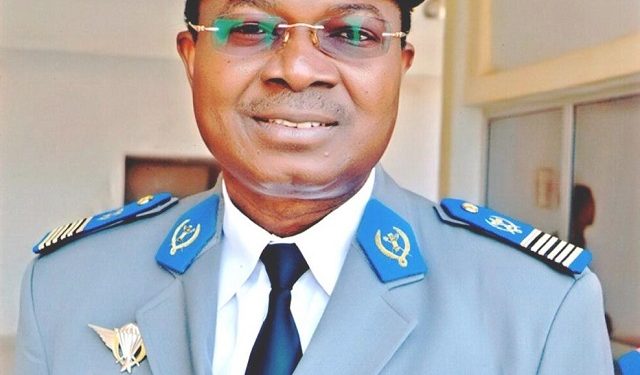 Burkina Faso : Roch Kaboré abandonne le ministère de la Défense au Général Barthélemy Simporé