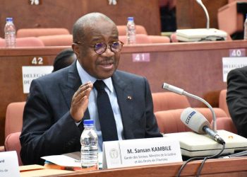 Côte d&rsquo;Ivoire: Sansan Kambilé invite les usagers à dénoncer les auteurs des frais exorbitants d&rsquo;actes de justice
