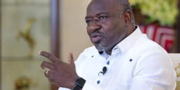 Burkina : Un gouvernement de 25 ministres, 19 départs, 10 entrants