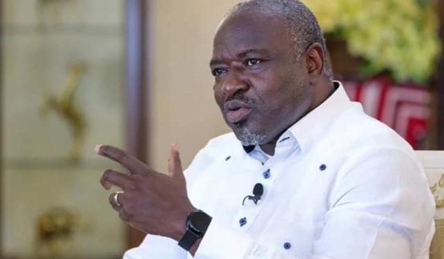 Burkina : Un gouvernement de 25 ministres, 19 départs, 10 entrants