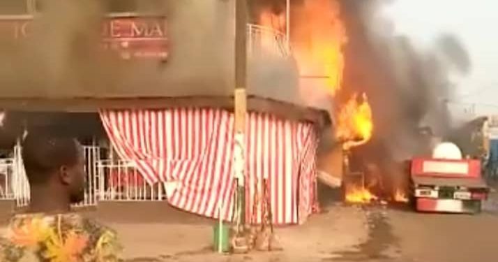 Man: 8 morts dans l&rsquo;incendie d&rsquo;une boulangerie 