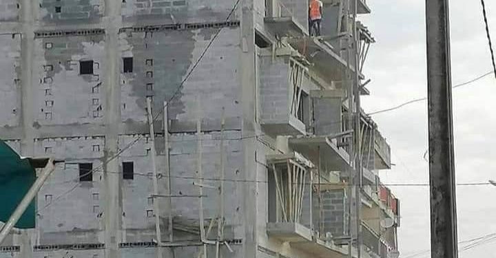 Drame: L&rsquo;effondrement d&rsquo;un immeuble fait 5 morts à Treichville 