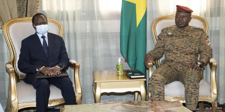 Burkina : Le G5 Sahel prend « conseil » chez Paul-Henri Sandaogo Damiba