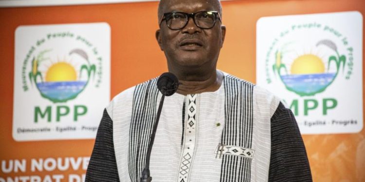 Burkina : « Le président Roch Kaboré est en prison », révèle son parti