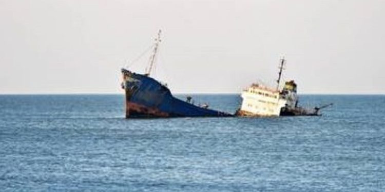 Tunisie: Un cargo transportant 750 tonnes de gazole sombre dans la mer
