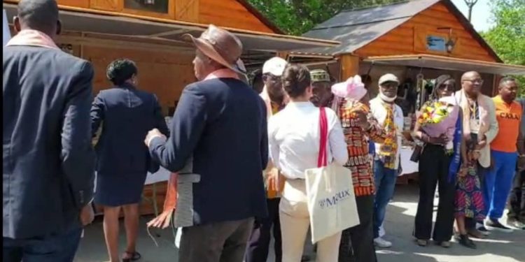 Jumelage Tiébissou/Lamotte-Beuvron : Accord parfait entre les maires Germain N’Dri et Pascal Bioulac