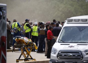 États-Unis: 21 morts dont 19 enfants dans une fusillade 