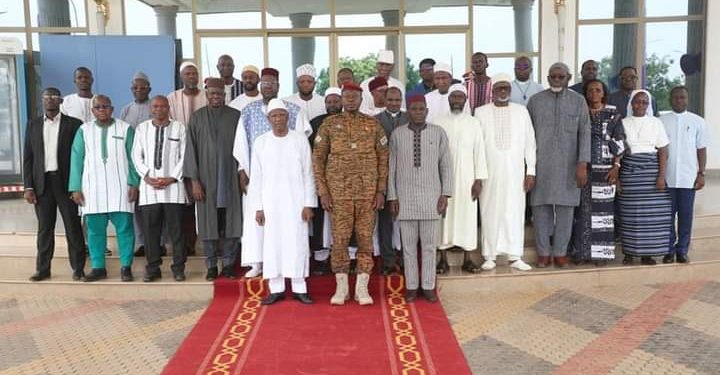 Burkina : Damiba échange avec les leaders religieux sur la nécessité de la réconciliation