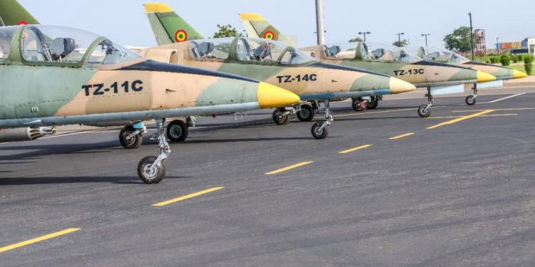 Mali : Assimi Goita renforce les capacités de l’armée de l’air avec  plusieurs avions de chasse