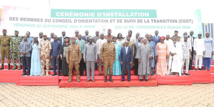 Burkina: Les membres du Conseil d’orientation et de suivi de la Transition installés