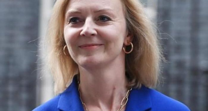 Royaume Uni: Liz Truss succède à Boris Johnson