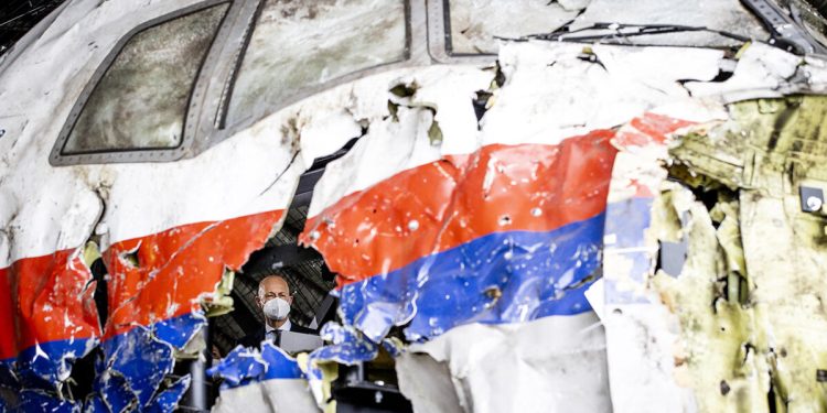 Procès du crash du vol MH17 : Deux Russes et un Ukrainien condamnés à perpétuité