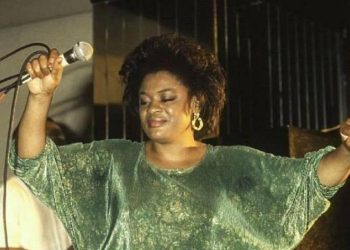 Show-biz : Décès de la chanteuse Tshala Muana à l’âge de  64 ans