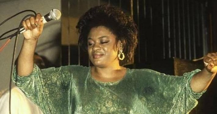 Show-biz : Décès de la chanteuse Tshala Muana à l’âge de  64 ans