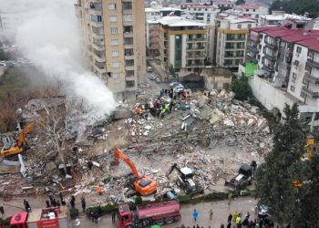 Turquie-Syrie : Le bilan du tremblement de terre s’alourdit, plus de 5.000 morts