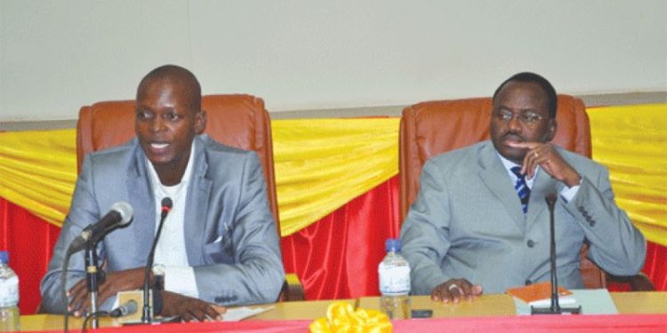 Dédicace : Alexandre Lebel séduit le public Ouagalais avec son livre «Insurrection»