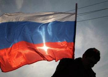 Chute de Bakhmout : Le drapeau russe a été placé dans le centre-ville par un combattant de Wagner