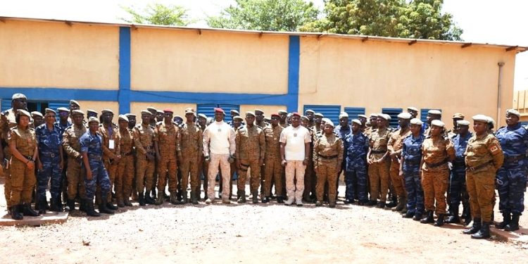 Burkina/Terrorisme: La gendarmerie réclame davantage de matériel de combat