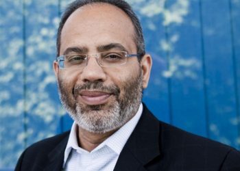 Carlos Lopes: «Ce n&rsquo;est pas une mauvaise chose de dédollariser au maximum les transactions»