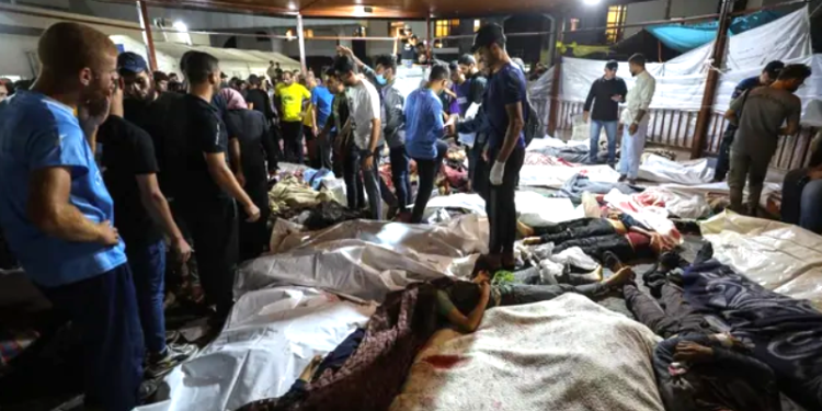 Israël-Hamas : Vague d’indignation contre Tsahal après le bombardement d’un hôpital à Gaza