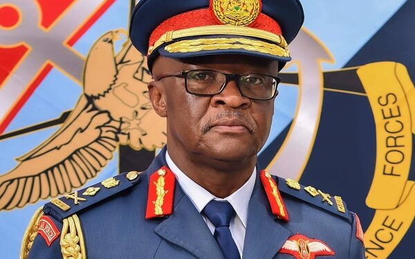 Kenya: Plusieurs officiers supérieurs dont le chef des armées meurent dans un crash d’hélicoptère