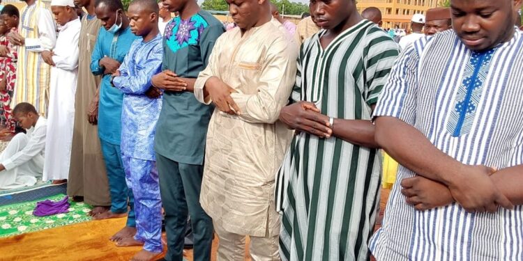 Burkina : Que cache le départ précipité d’Ibrahim Traoré de la prière de Tabaski?