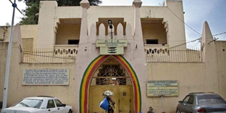 Mali : Un collectif et HRW dénoncent l&rsquo;incarcération de 10 opposants