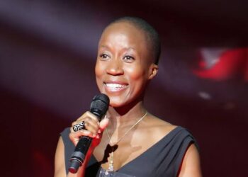Sous le coup d’un mandat d’arrêt : La chanteuse malienne Rokia Traoré interpellée en Italie