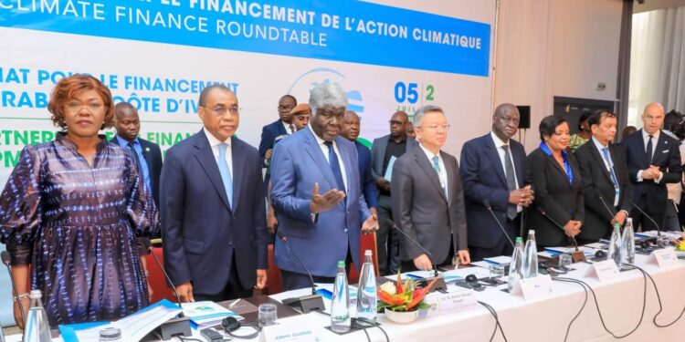 Développement durable : La recherche de financement au centre d’une table-ronde internationale à Abidjan