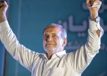 Elu président d’Iran : Qui est Massoud Pezeshkian?